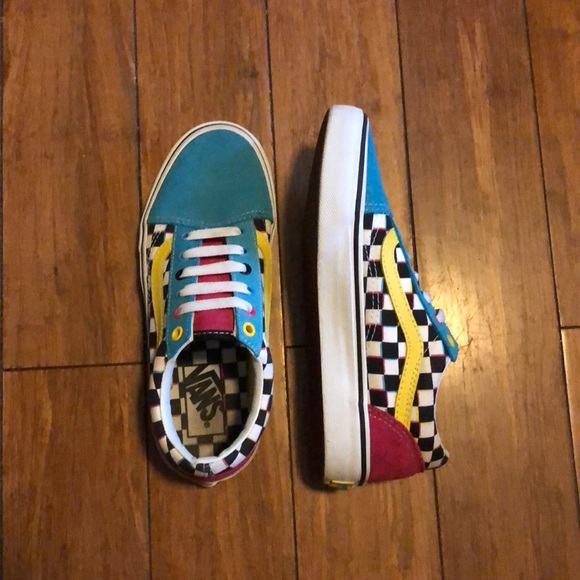VANS - Picture 5 of 5